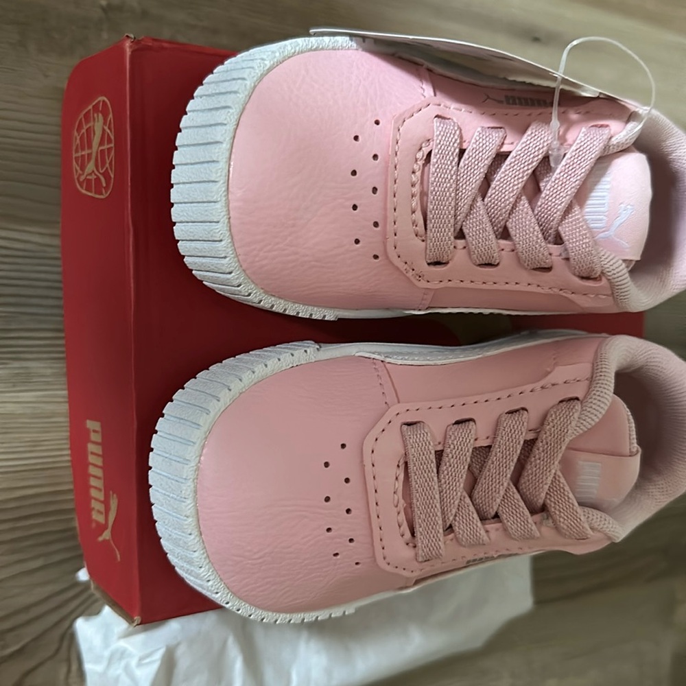 Puma little kids/toddler size us 5C, eur 20. Pink, brand new